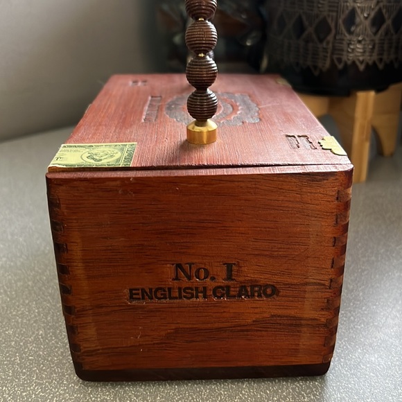 Cigar box purse - Picture 6 of 11